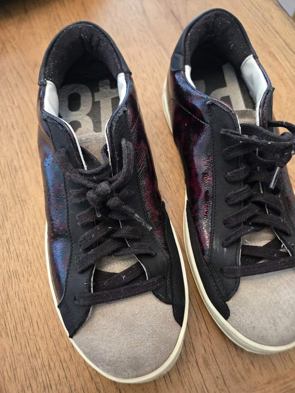 P448 Women’s Low-Top Lace-Up Sneakers in Black and Iridescent Burgundy